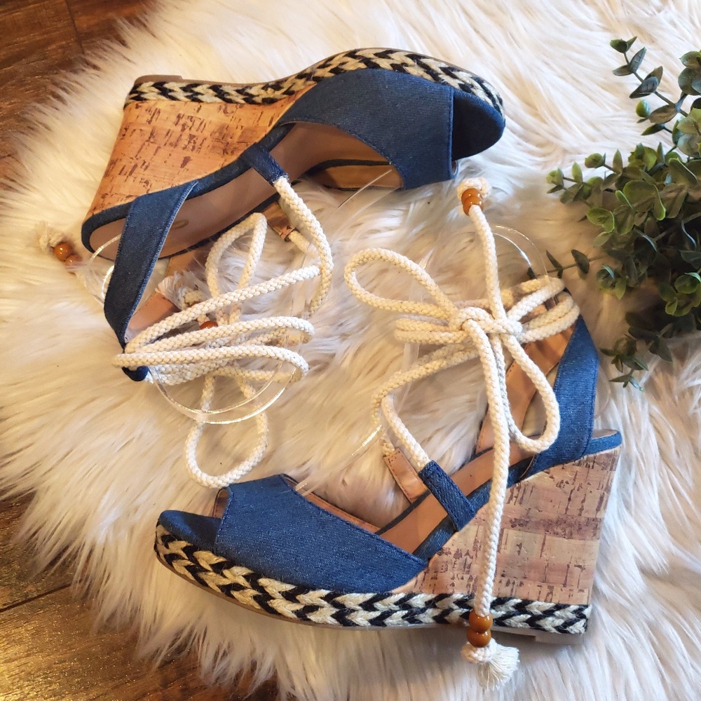 Mix No. 6 Venesa Wedge Sandal - Picture 3 of 8